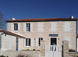 Bibliothèque Vouillé-les-Marais